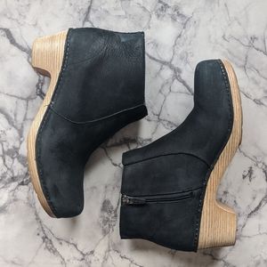 Dansko Barbara nubuck boots